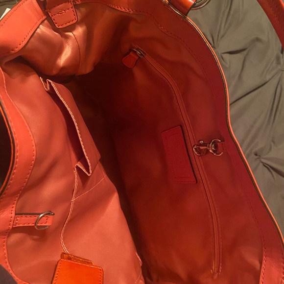 Authentic Audrey coach coral - Picture 3 of 4